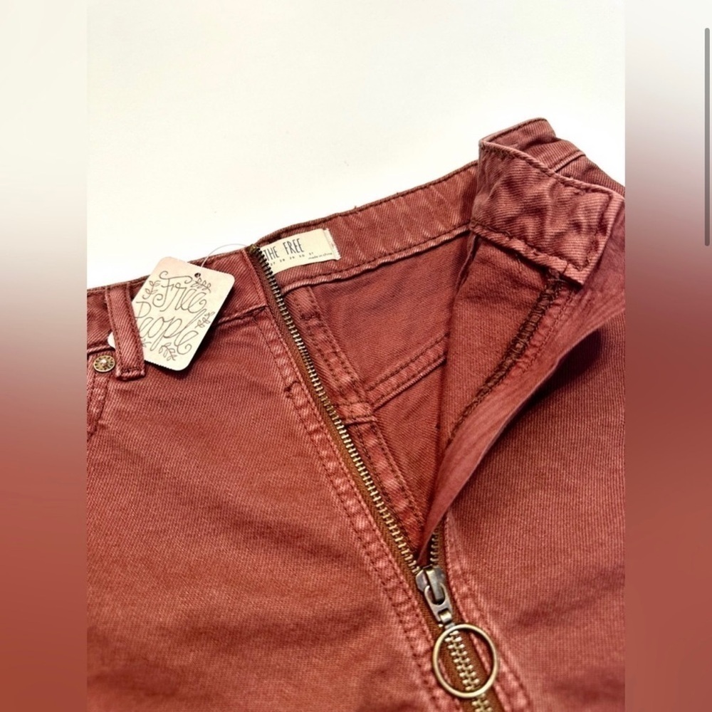 NEW! FREE PEOPLE ZIP FRONT Denim Skirt Chocolate NWT Size 24 Mini Jean S… - Picture 5 of 9